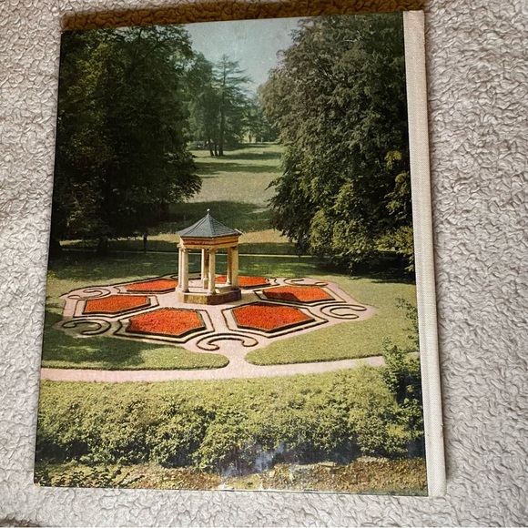 In Parks und Gärten Book -written in German - Picture 2 of 7